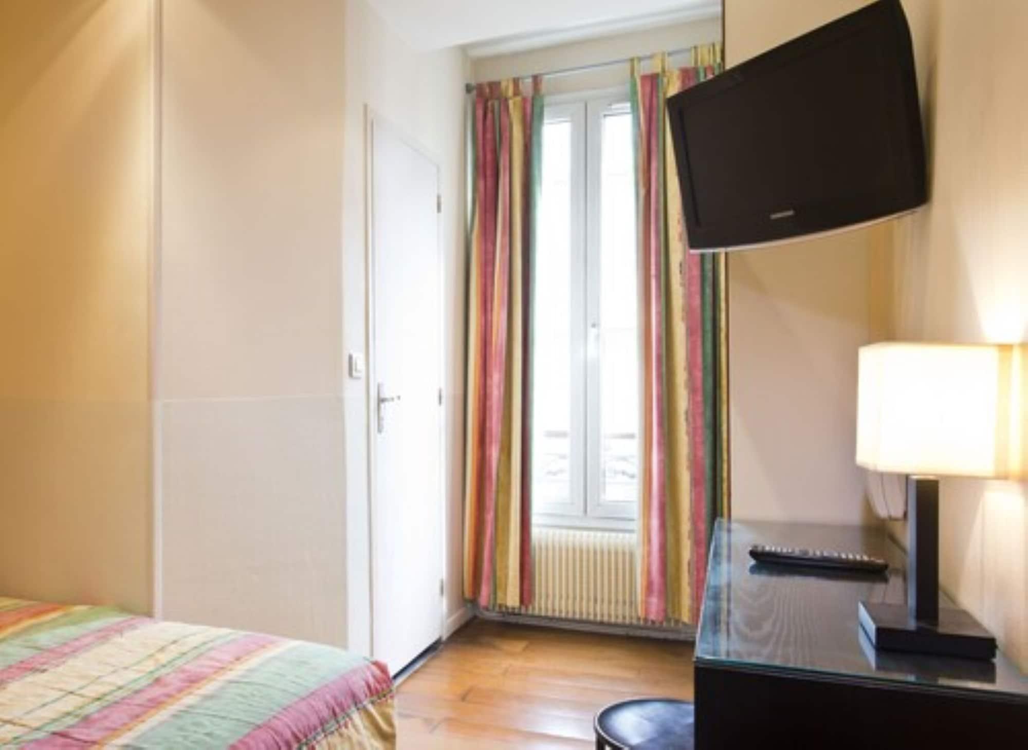 פריז Merryl Hotel מראה חיצוני תמונה