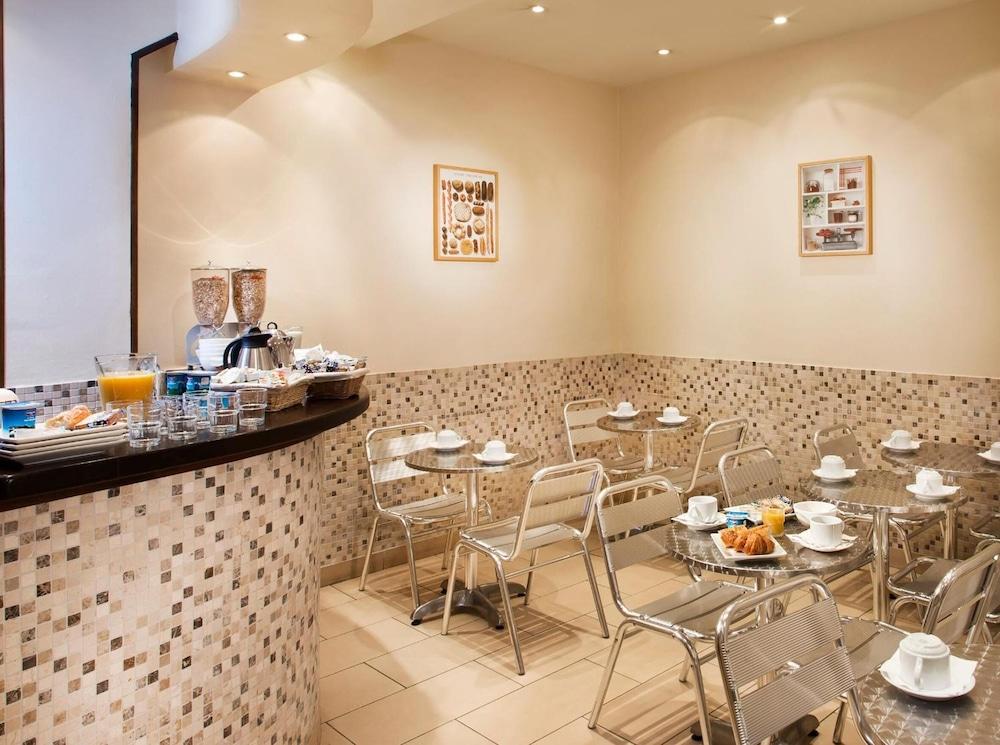 פריז Merryl Hotel מראה חיצוני תמונה
