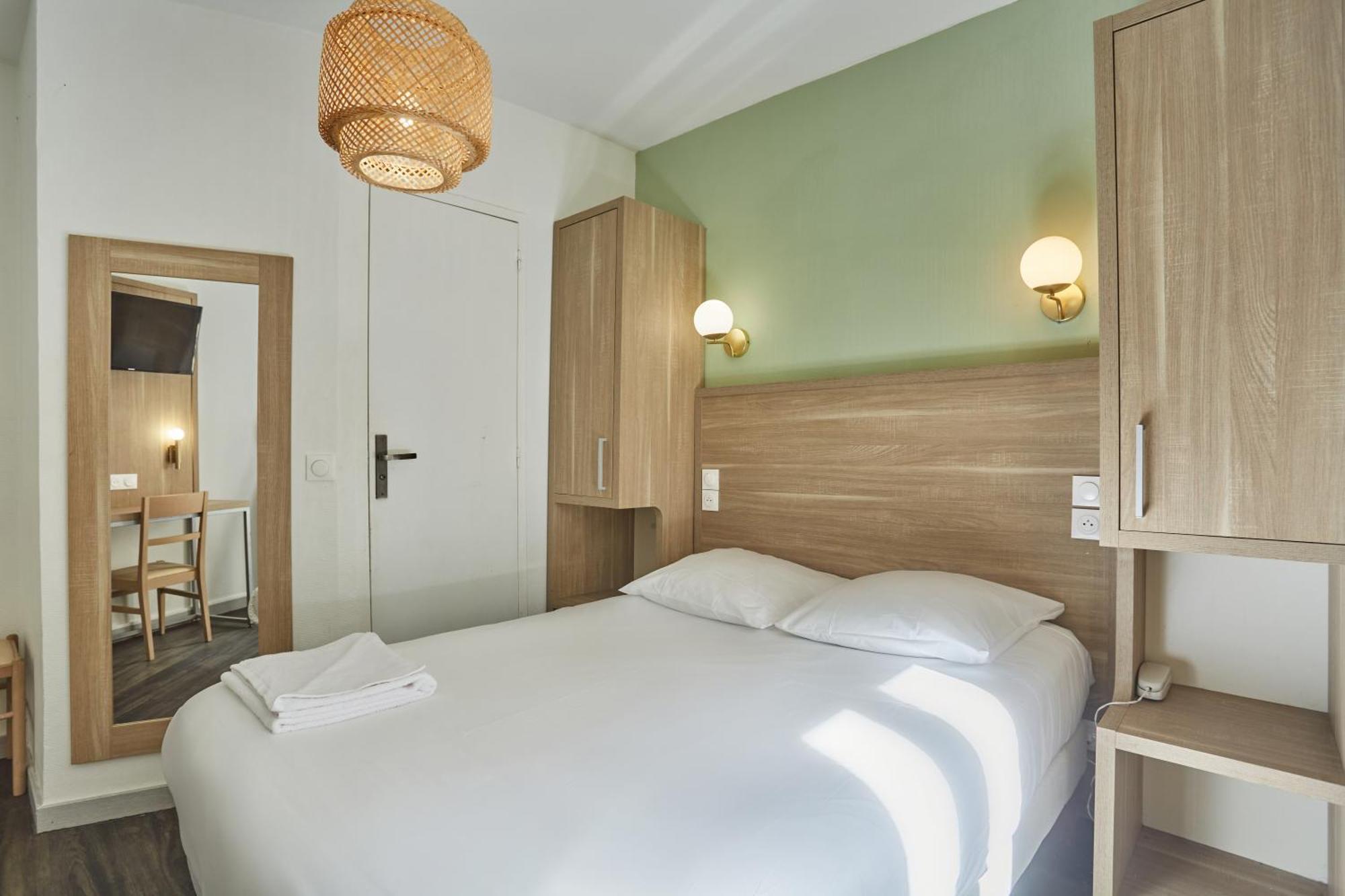 פריז Merryl Hotel מראה חיצוני תמונה